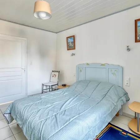 Holiday home Maison Charmante A L'epine Avec Jardin Cloture Et Terrasse *