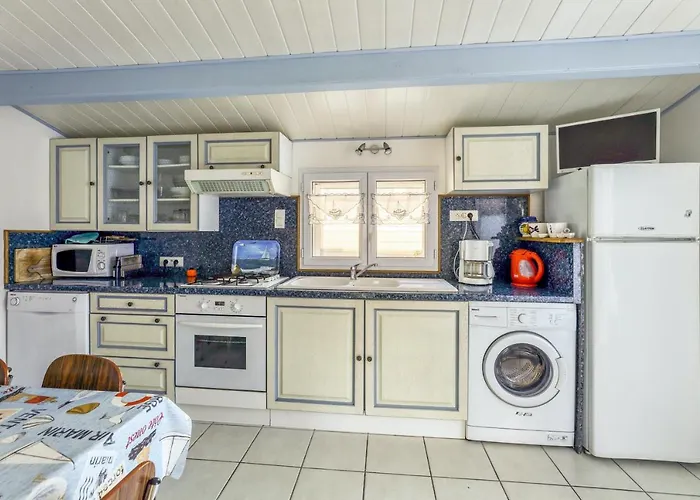 Maison Charmante A Avec Jardin Cloture Et Terrasse بيت للعطل