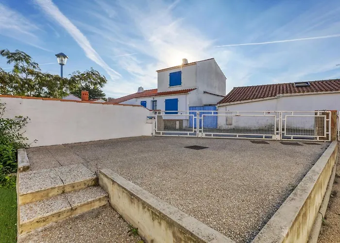 Maison Charmante A Avec Jardin Cloture Et Terrasse